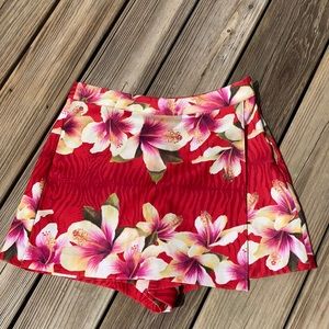 Cache Multi-Color Floral Red/Yellow Skort - size 8